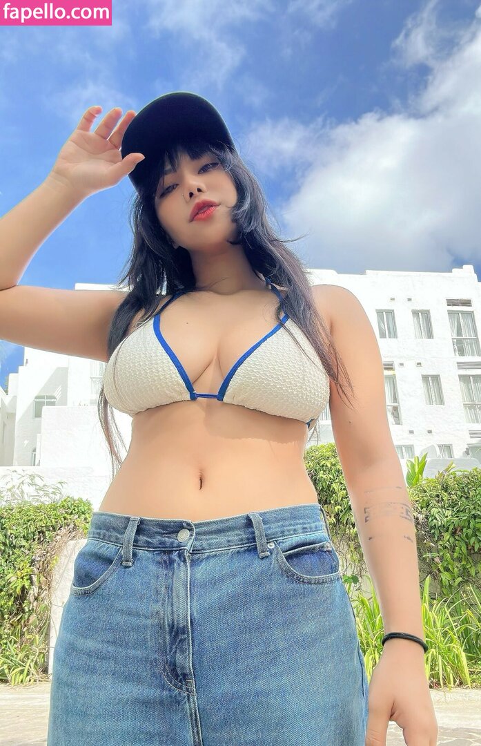 Ai Natsumi Aisthethicc Yaomami Nude Leaked Photo Fapello