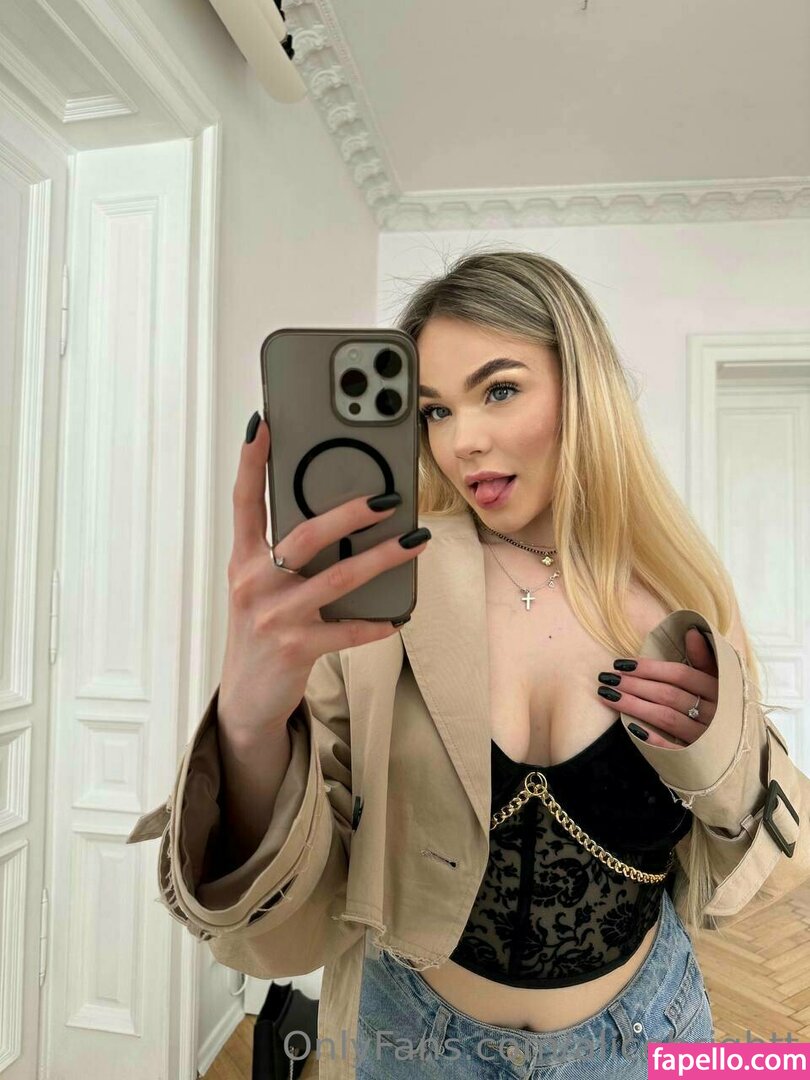 April Free Missamerrrickaa Nude Leaked Onlyfans Photo Fapello