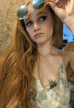 Arabella Dllh Bellabadwitch Witchbella Nude Leaks Onlyfans Fapello