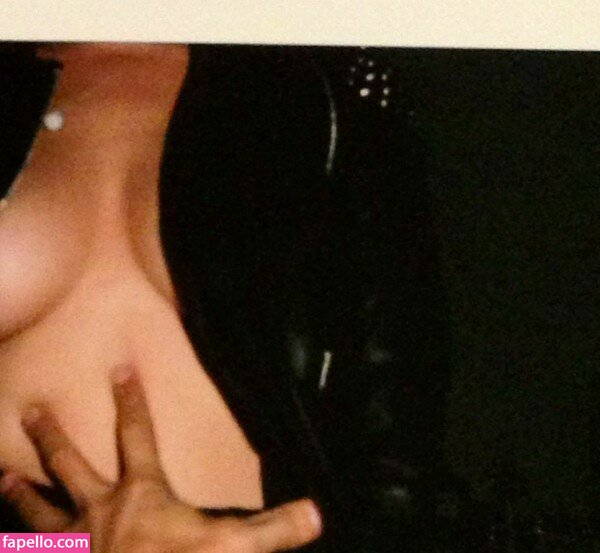 Ashbenzo Ashley Benson Ashley Benson Nude Leaked Onlyfans Photo