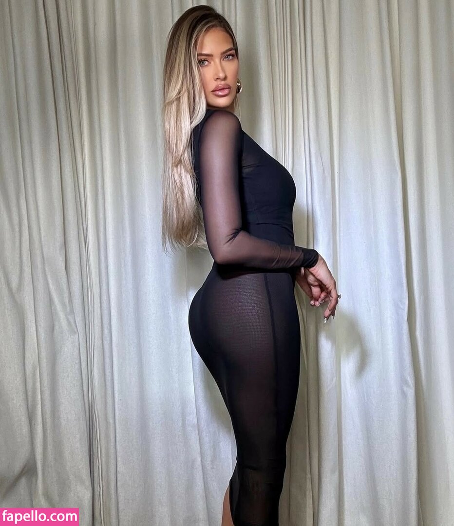 Barbie Blank Kelly Kelly Thebarbieblank Nude Leaked Onlyfans Photo