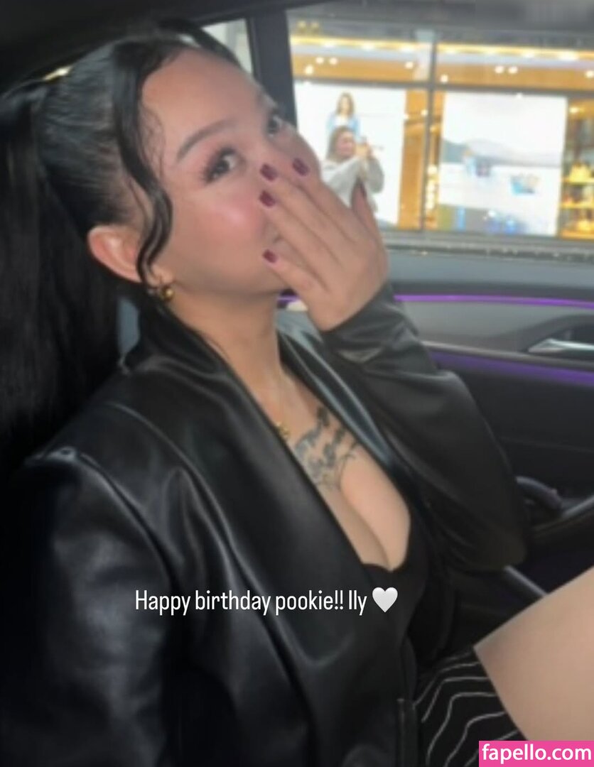 Bella Poarch Bellapoarch Bllapoarch Nude Leaked Onlyfans Photo