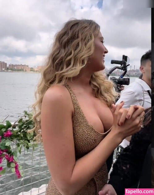 Blake Lively Blakelively Nude Leaked Photo Fapello