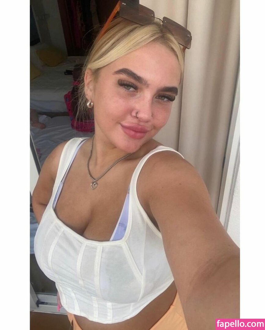 Caoimheeee Caoimhe Moreland Caoimhee Nude Leaked Onlyfans Photo