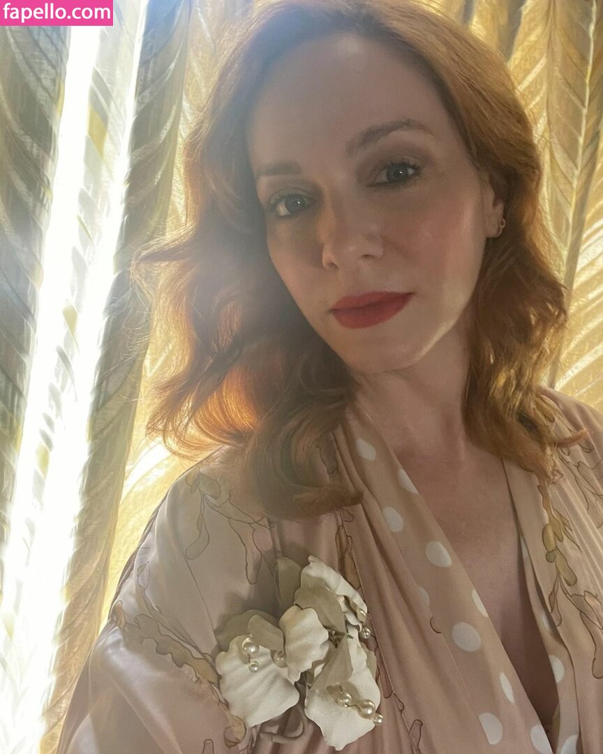 Christina Hendricks Actuallychristinahendricks Nude Leaked Onlyfans