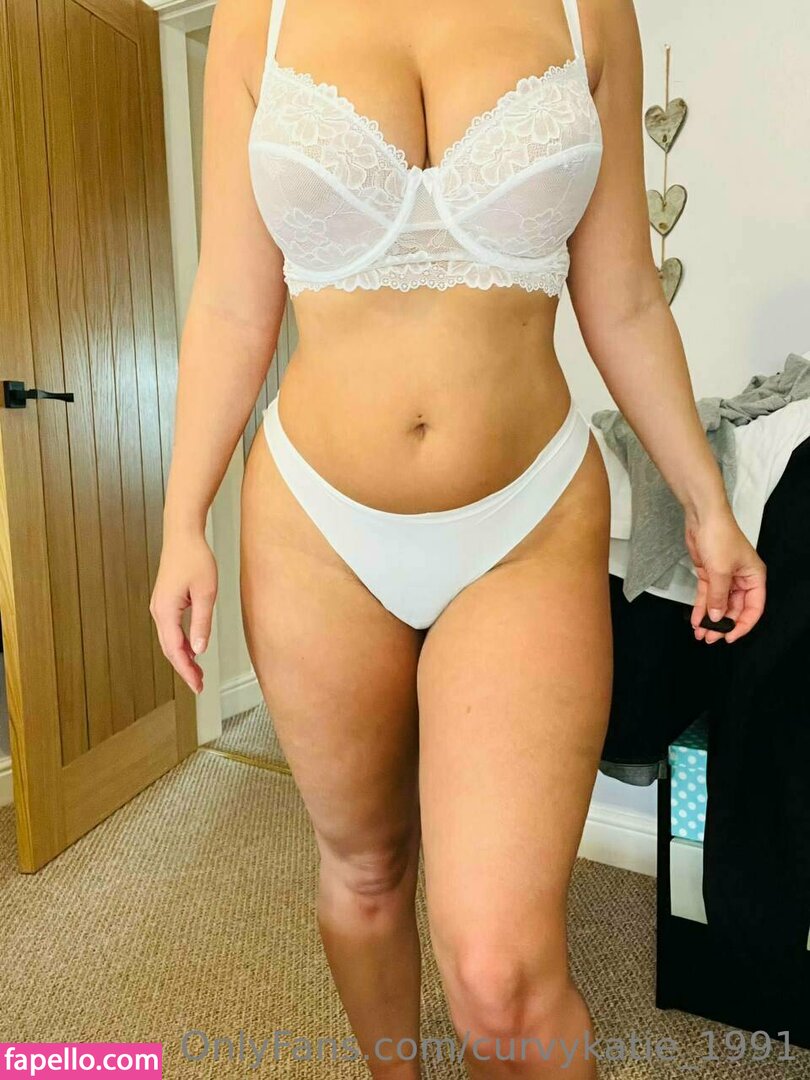 Curvykatie Curvykatie Nude Leaked Onlyfans Photo Fapello