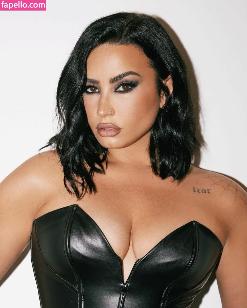 Demi Lovato Ddlovato Nude Leaked Onlyfans Photo Fapello