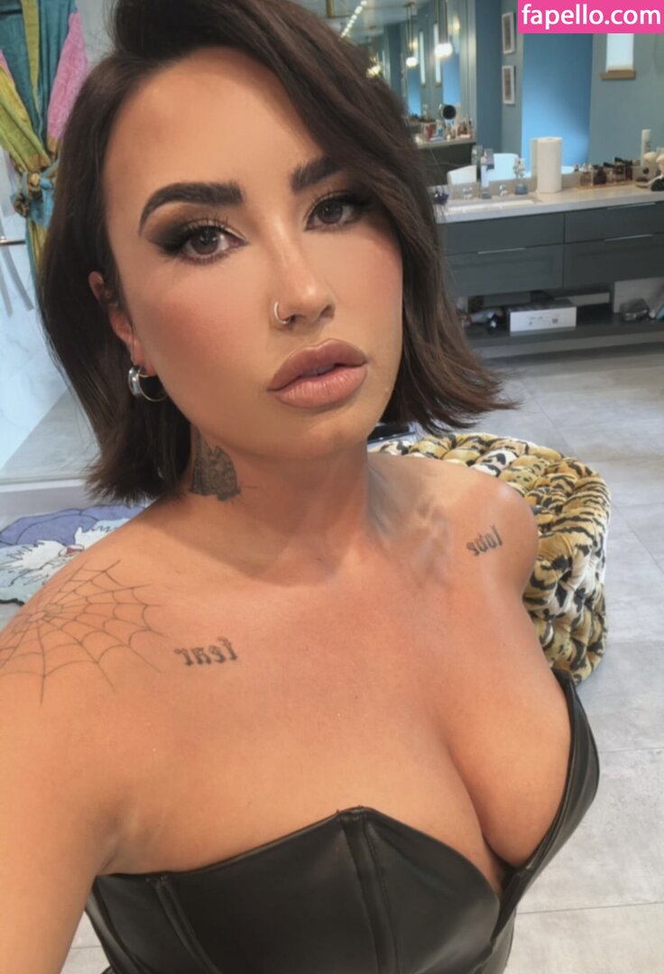 Demi Lovato Ddlovato Nude Leaked OnlyFans Photo 605 Fapello