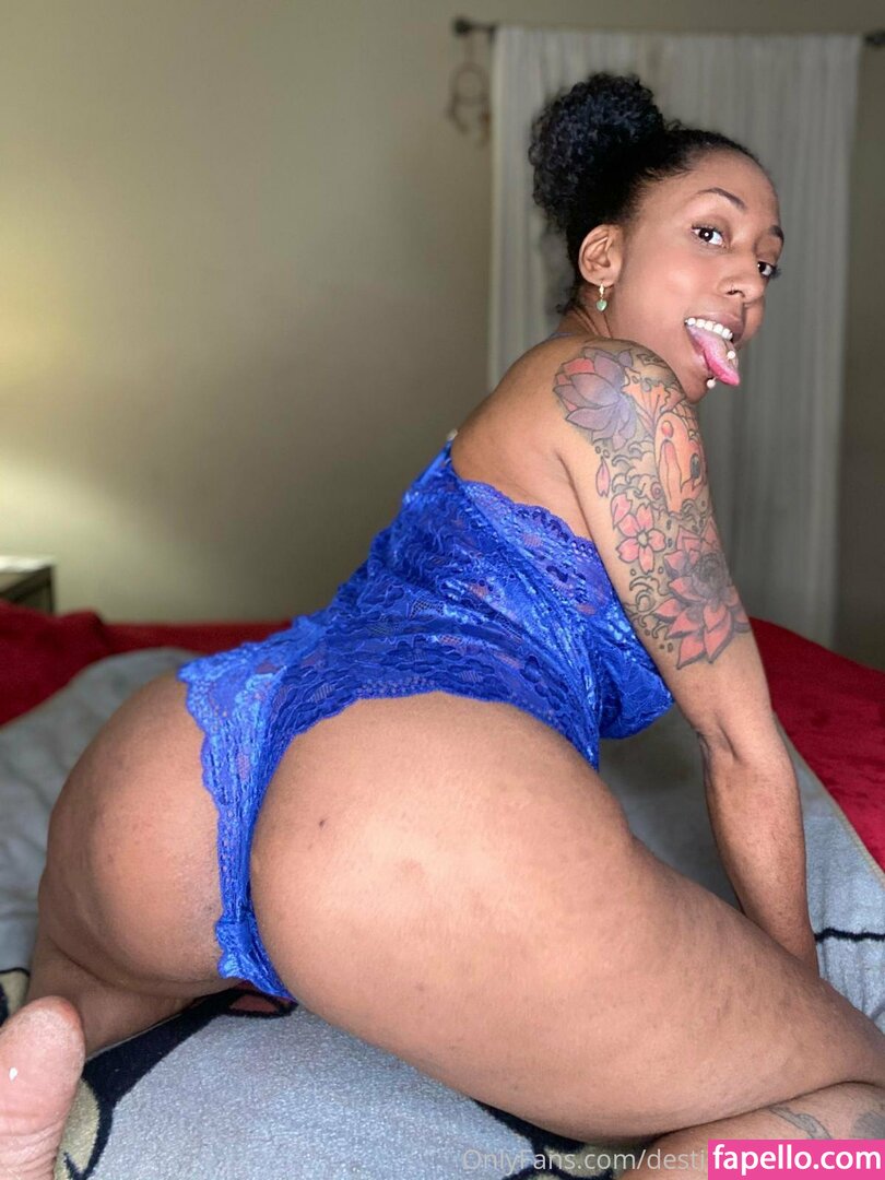 Destineemadison Destinyredbonexxx Nude Leaked OnlyFans Photo 17