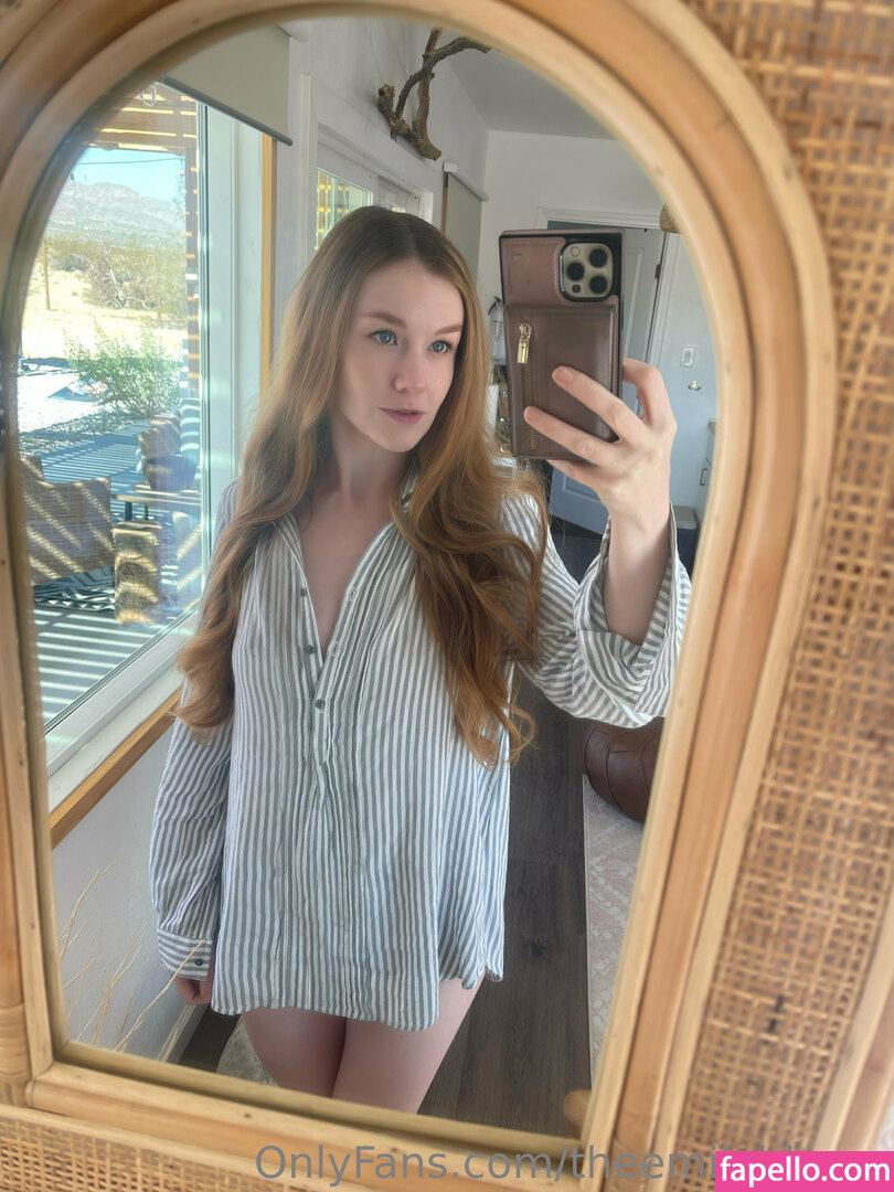 Emily Bloom Emilybloomshow Theemilybloom Nude Leaked Onlyfans