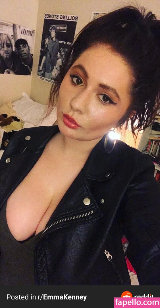 Emma Kenney Emmarosekenney Emmakenney Nude Leaked Onlyfans Photo