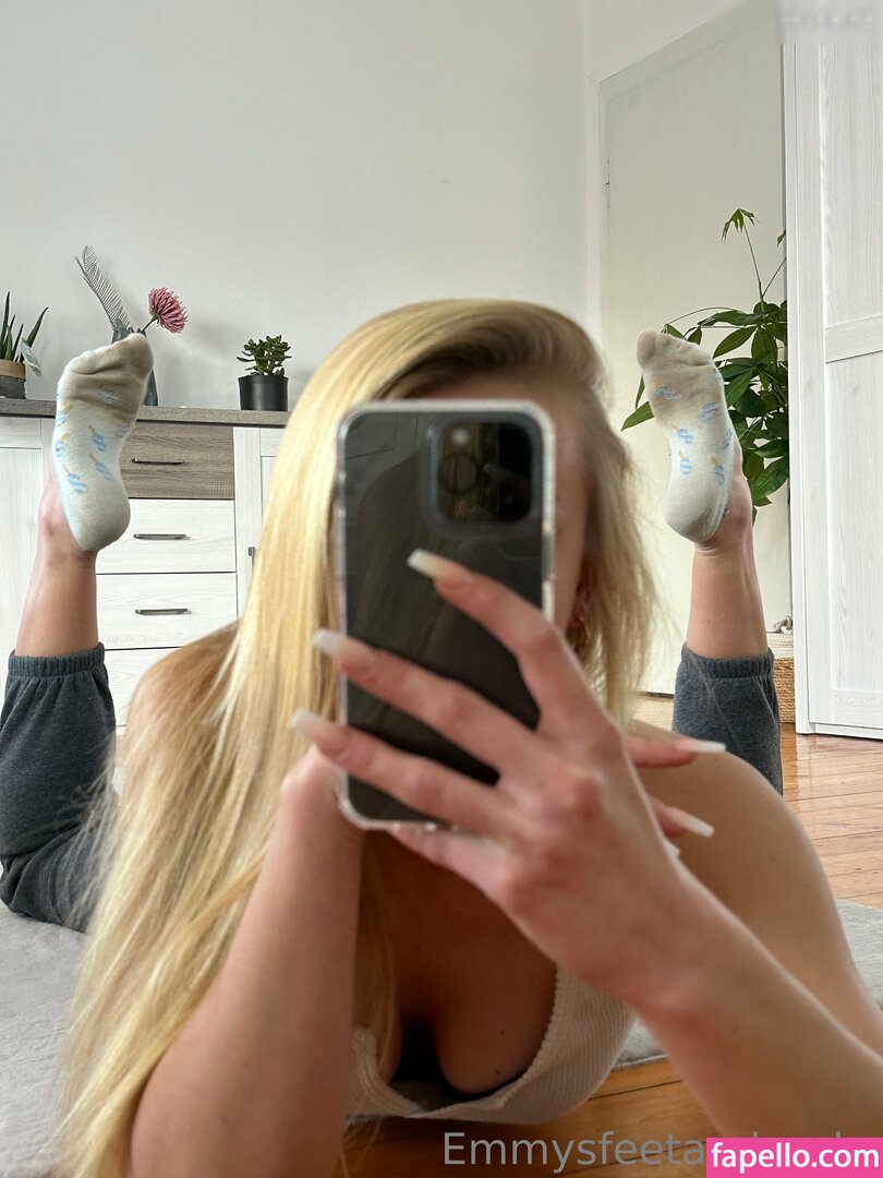 Emmysfeetandsocks Emmyfeetandsocks Emmysfeetandso1 Nude Leaked