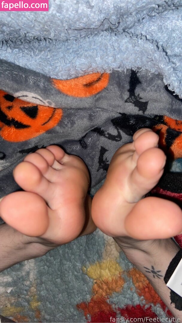 Feetiecutie Kayla Lavigne Footiecutie Nude Leaked Onlyfans Photo