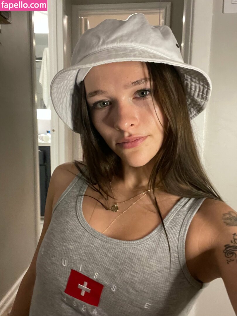 Flowwithsky Skyflowartist Nude Leaked OnlyFans Photo 219 Fapello