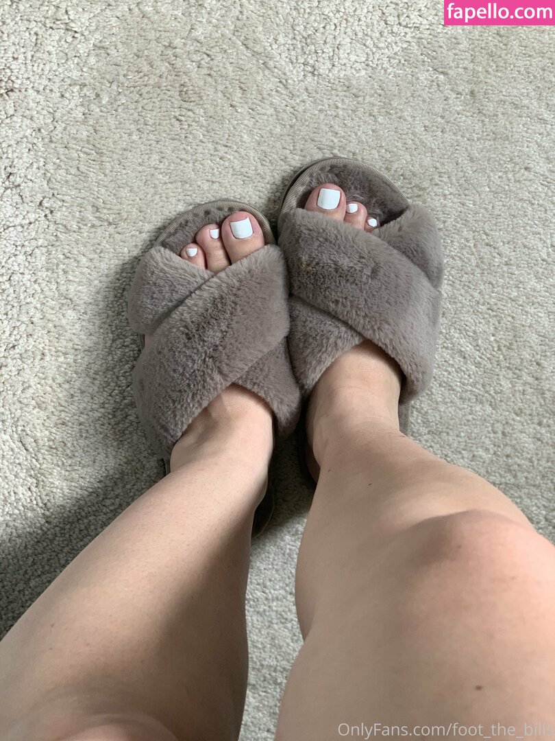 Foot The Bills Tontum Kollectionz Nude Leaked Onlyfans Photo