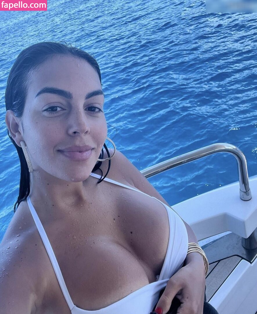 Georgina Rodriguez Hern Ndez Georginagio Nude Leaks Onlyfans Thefap