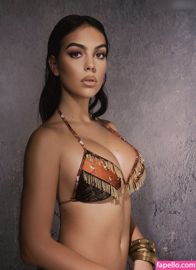 Georgina Rodriguez Hernández georginagio Nude Leaks OnlyFans TheFap