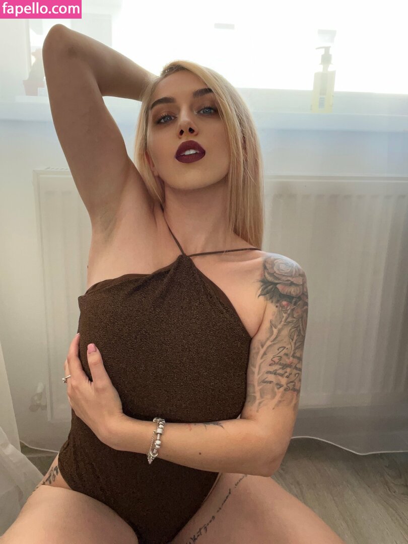 Goddess Blaze Https The Blazee Nude Leaked Onlyfans Photo