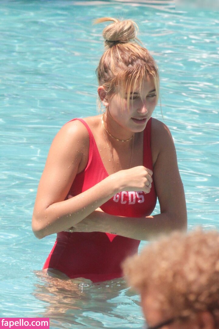 Hailey Bieber Baldwin Haileeybear Nude Leaked Onlyfans Photo