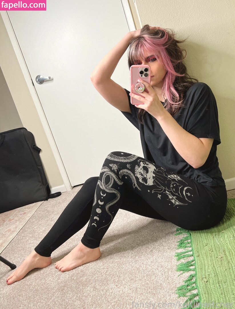 Kaitlin Witcher Kaitlinwitcher Piddleass Leak Uri Nude Onlyfans