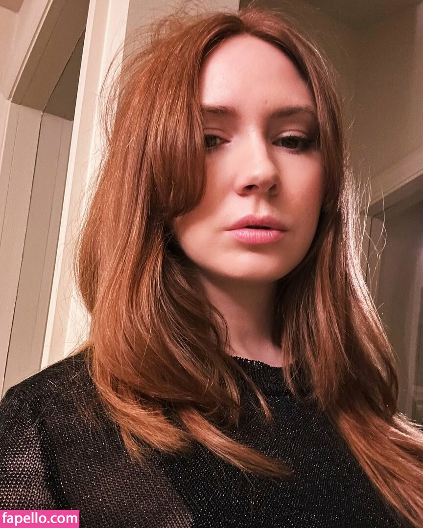 Karen Gillan Karengillan Nude Leaked Photo Fapello