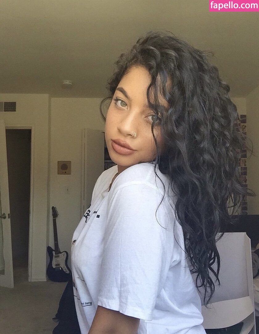 Kiana Ledé kianalede Nude Leaked OnlyFans Photo fapelloi37 TheFap