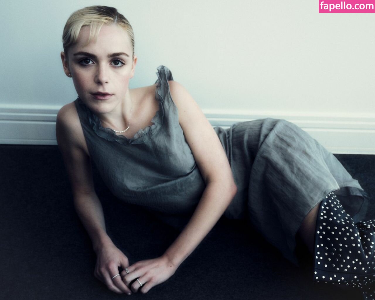 Adventuressabrina Kiernan Shipka Kiernanshipka Nude Leaked Onlyfans