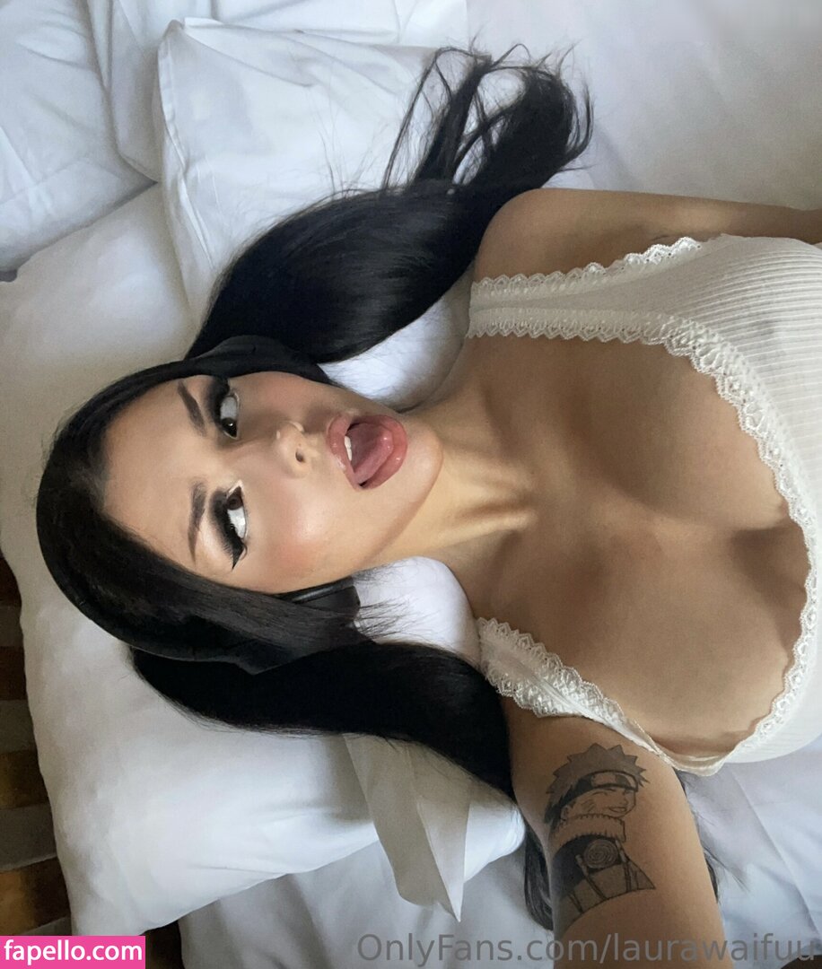 Laura Waifuu Laurawaifuu Waifuulauraa Nude Leaked OnlyFans Photo 2