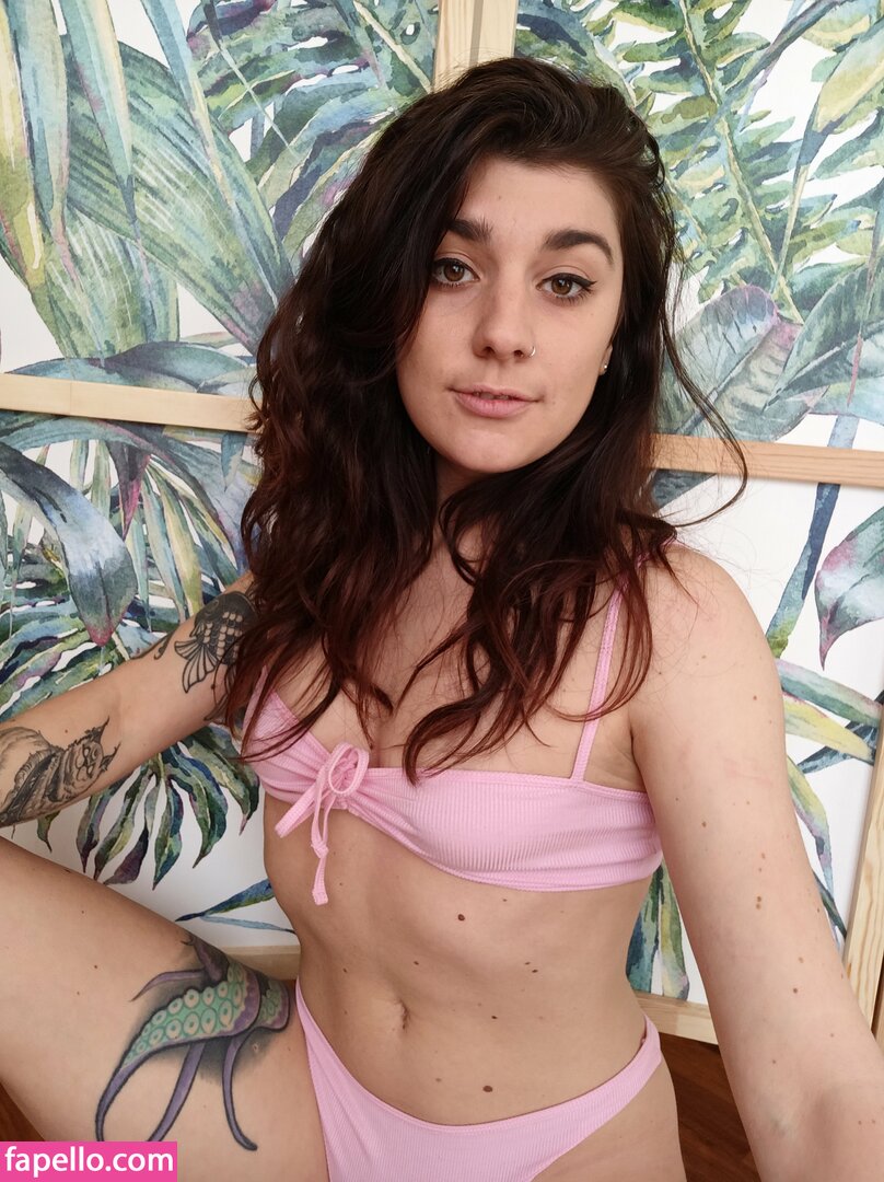 Laurettavixen Wandaful Nude Leaked Onlyfans Photo Fapello