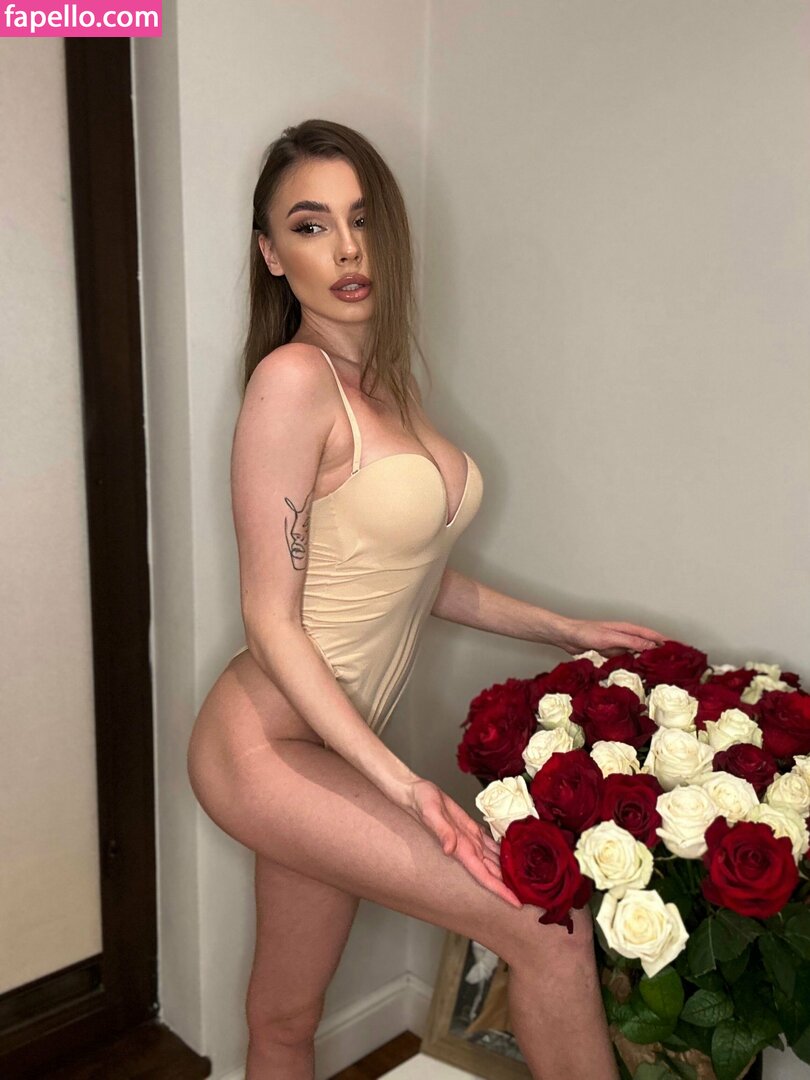 Maltdisney Maltihoneyy Nude Leaked Onlyfans Photo Fapello