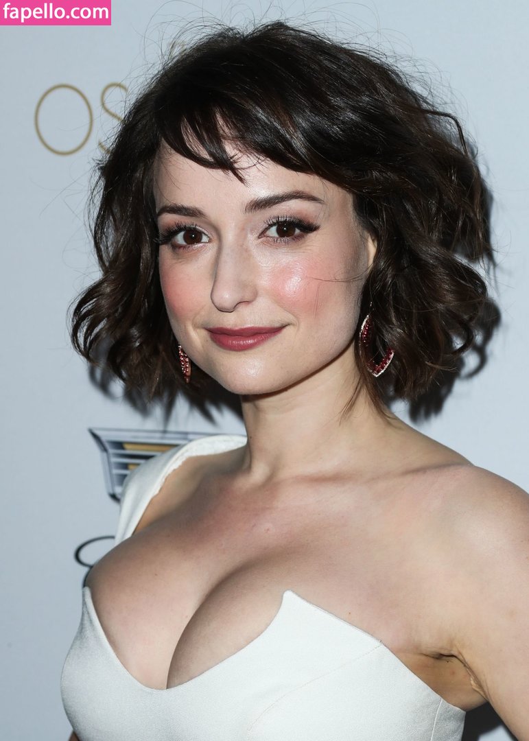 At T Girl Milana Vayntrub Https Nude Leaked Photo Fapello