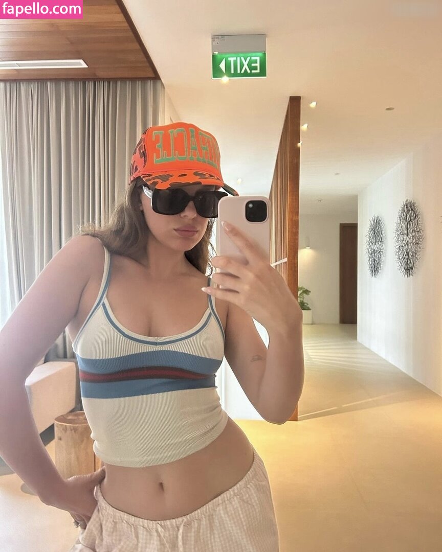 Millie Bobby Brown Milliebobbybrown Nude Leaked Onlyfans Photo