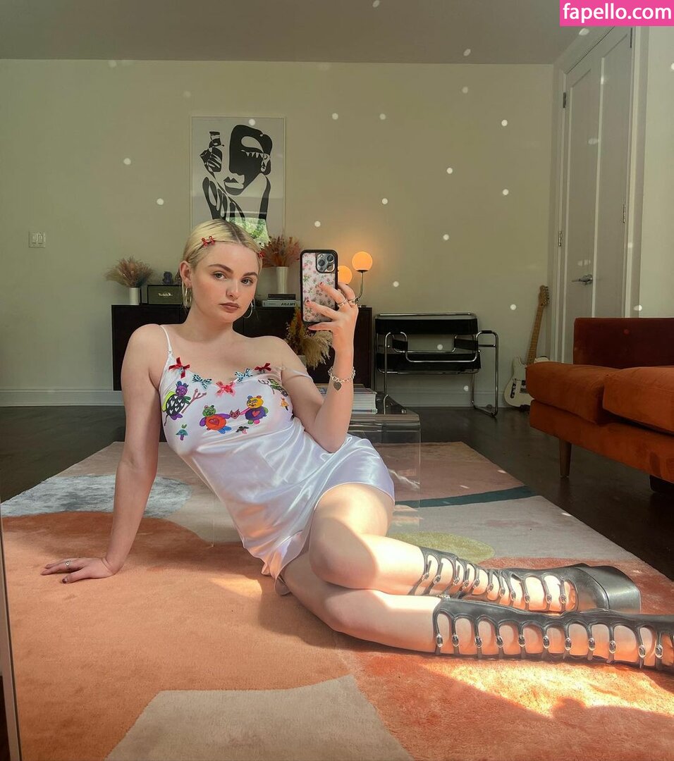 Morgan Lily Lilyraexoxo Morganlilyyy Nude Leaked Onlyfans Photo