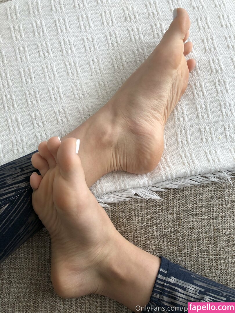 Perfectteenfeet Perfectteenfeet Nude Leaked OnlyFans Photo