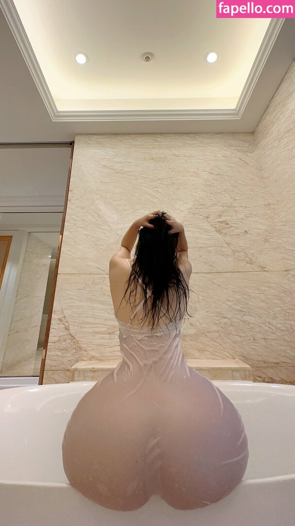 QiaoniuTT qiaoniu tt 俏妞 Nude Leaked Photo 1805 Fapello