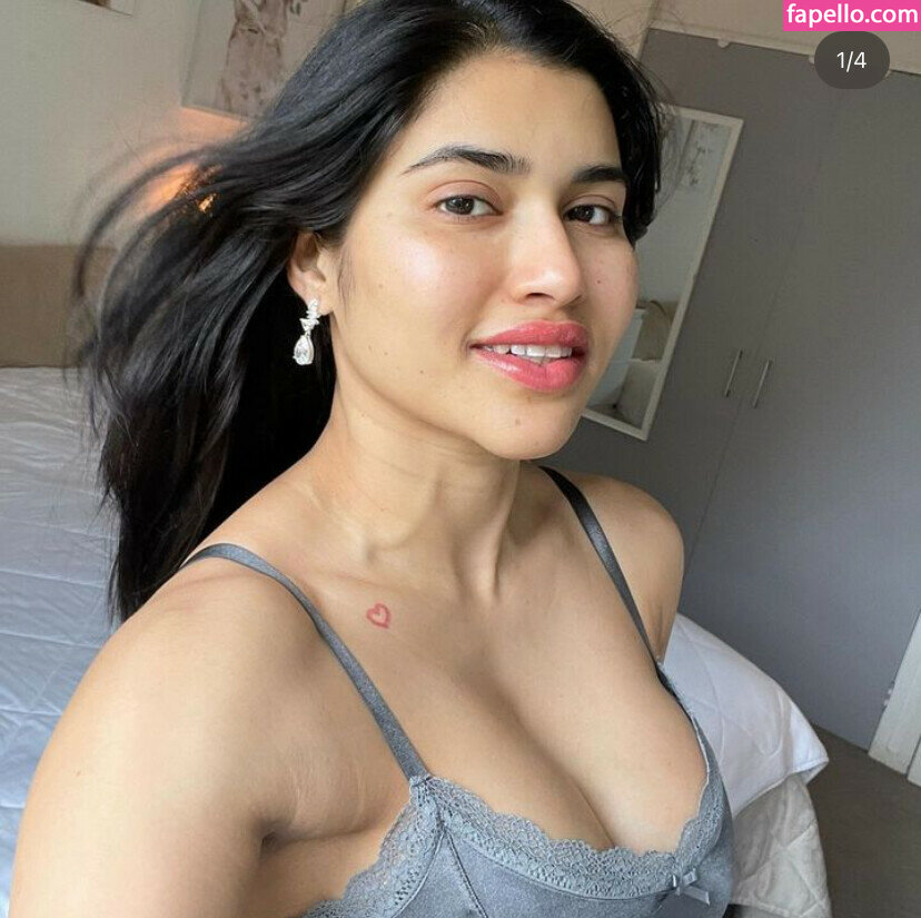 Ravina Patel Its Ravina Its Shoaibravina Nude Leaked Onlyfans