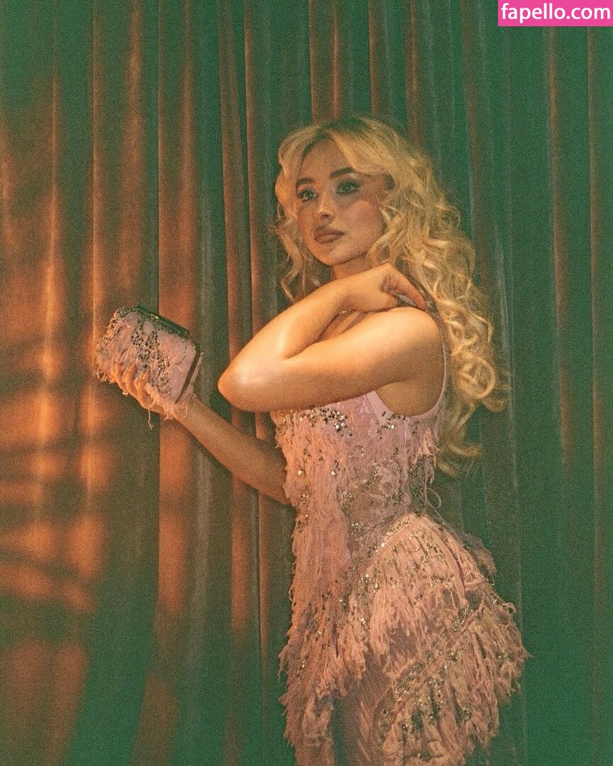 Sabrina Carpenter Sabrinacarpenter Nude Leaked Onlyfans Photo