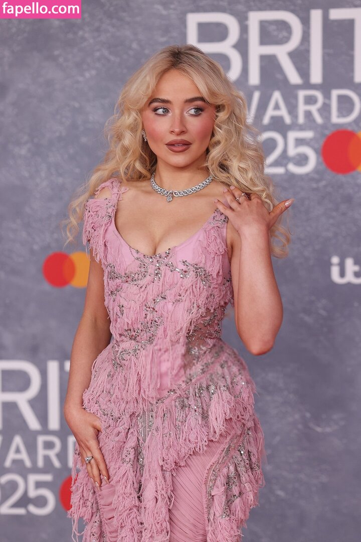 Sabrina Carpenter Sabrinacarpenter Nude Leaked OnlyFans Photo 5271