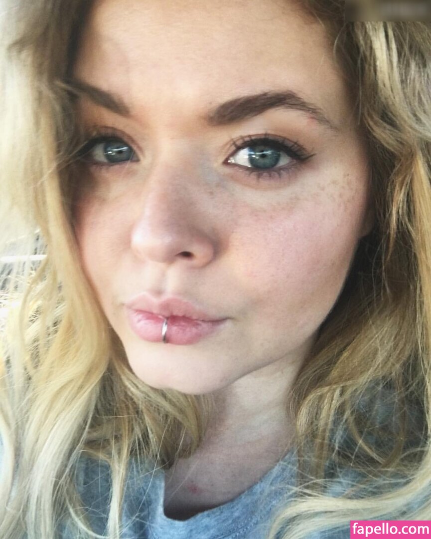 Sasha Pieterse Sashapieterse Nude Leaked Photo Fapello