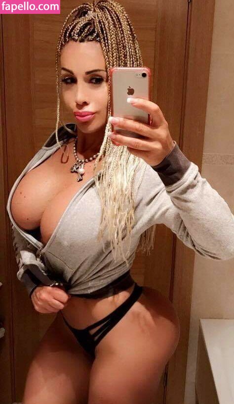 Victorialombatv Victoria Lomba Vlombafans Nude Leaked Onlyfans