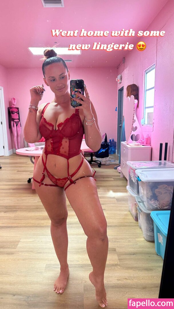 Yesjulz Nude Leaked Onlyfans Photo Fapello