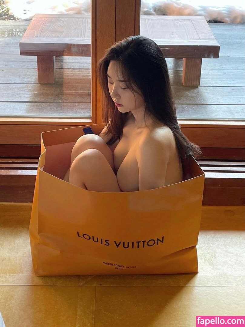 Shin Jae Eun Zenny Love Zennyrt Nude Leaked Onlyfans Patreon Photo