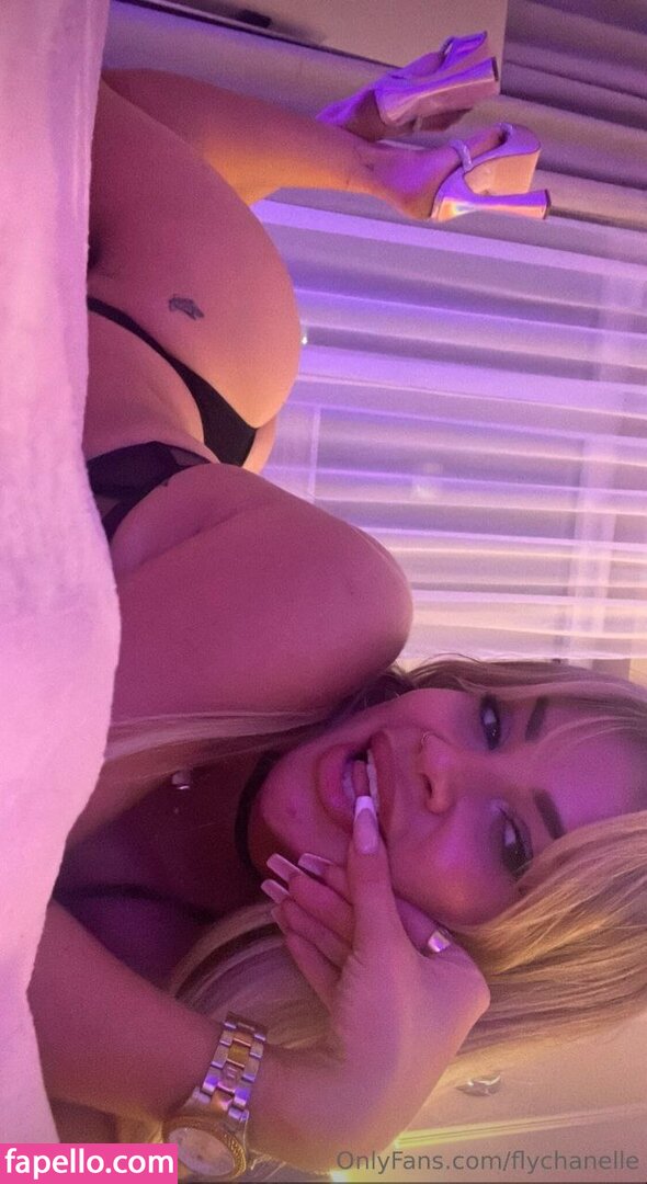 Adrianna Led Flychnelle Flychanelle Nude Leaked Onlyfans Photo