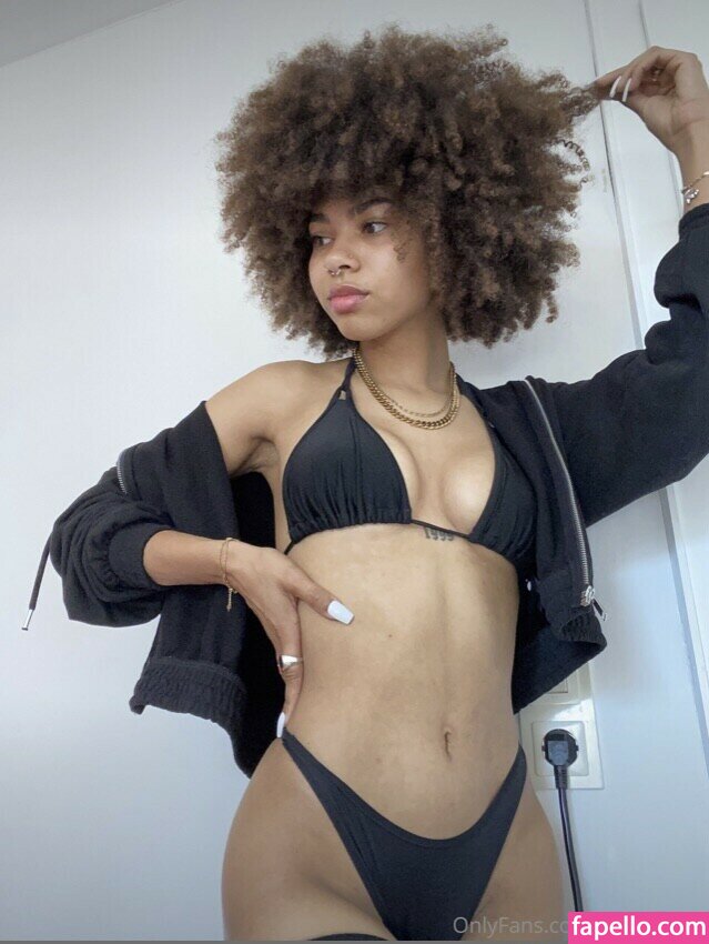 afroshawty leaked nude photo #0015 (afroshawty / shaniakraemer)