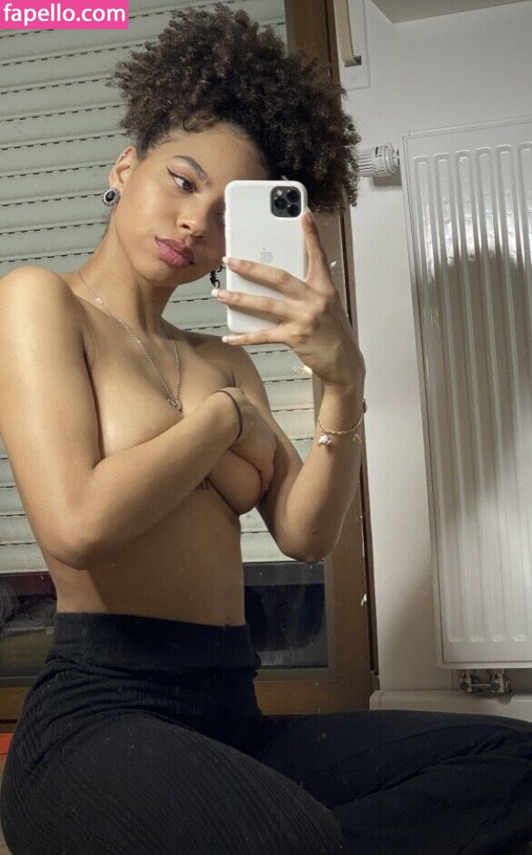 afroshawty leaked nude photo #0029 (afroshawty / shaniakraemer)