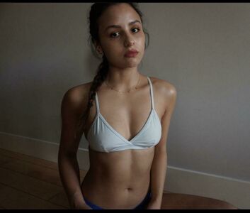 Aimee Carrero nude #0036