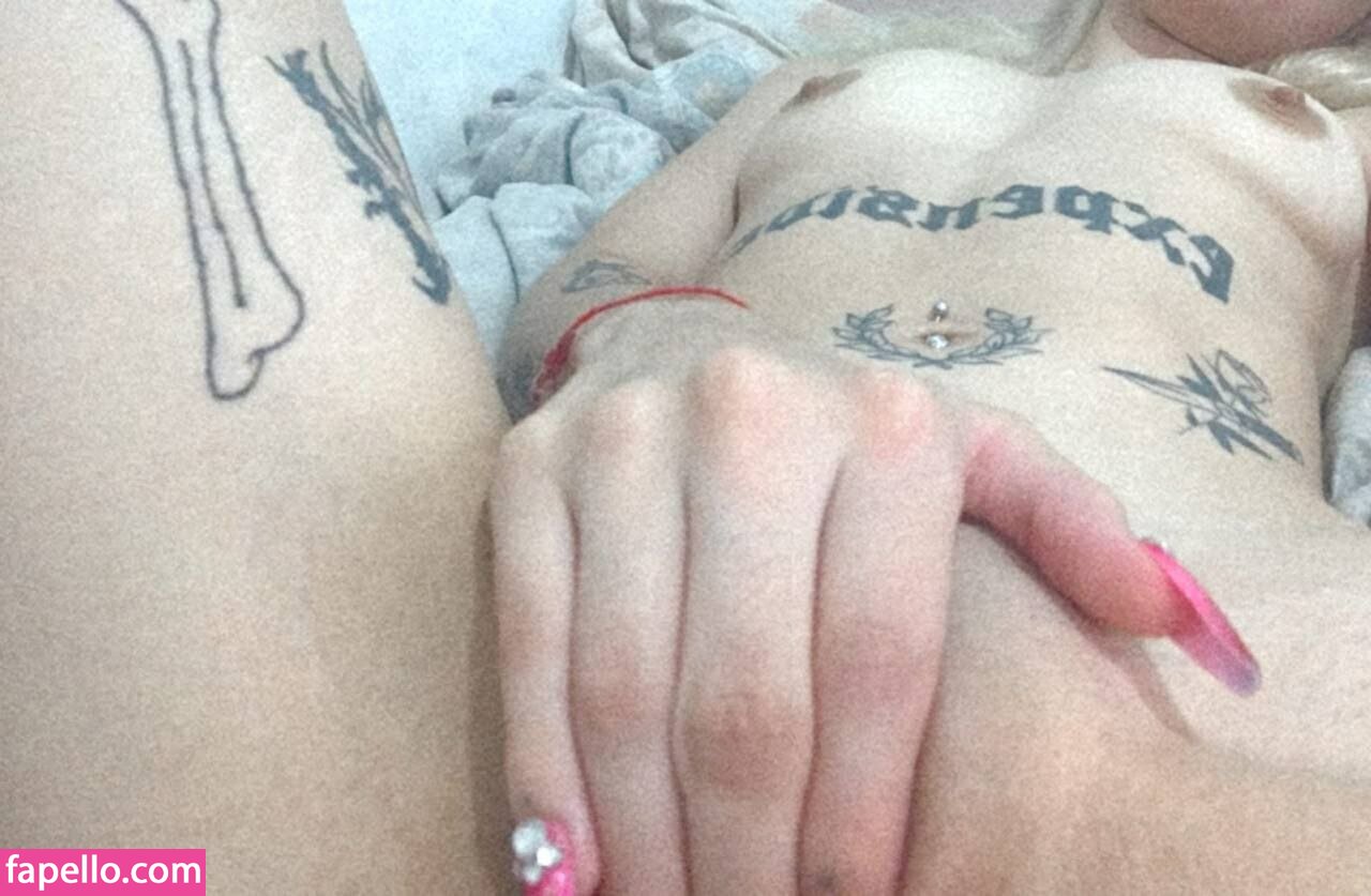 Alaskanebraska13 / alaska.nebraska13 / diewendlers Nude Leaked OnlyFans  Photo #10 - Fapello