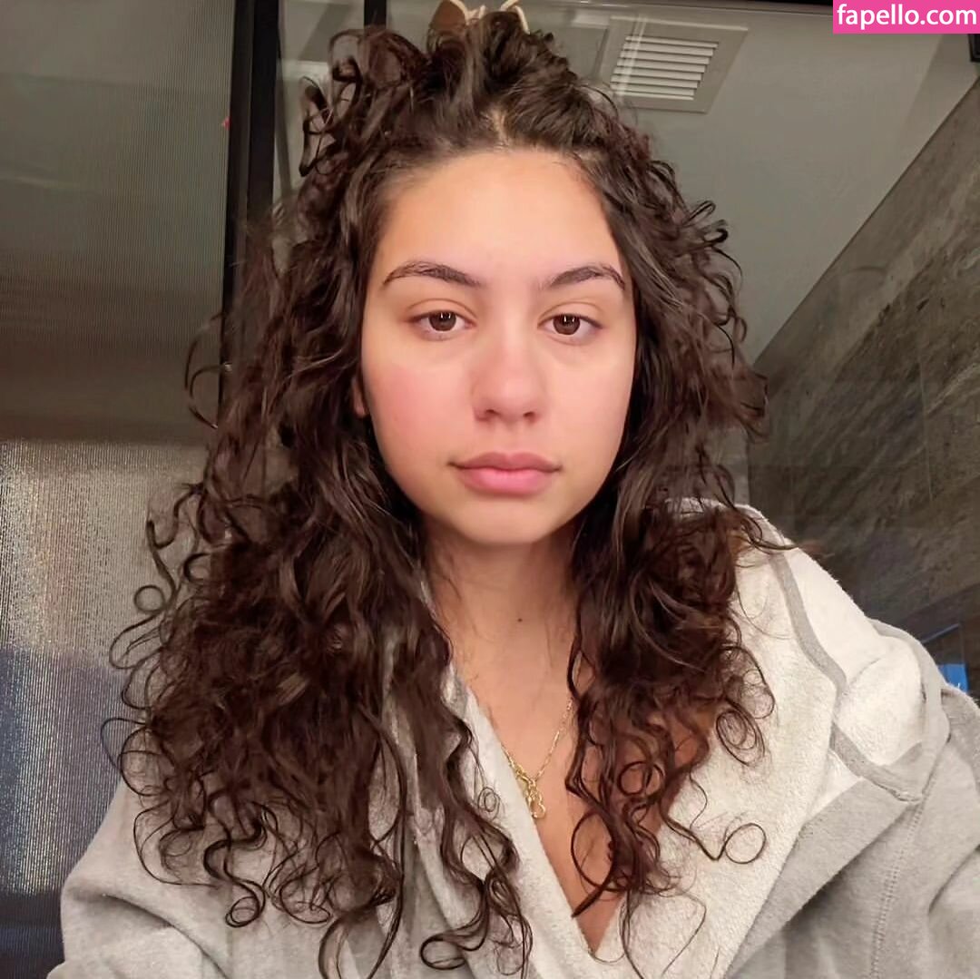 697145310 / Alessia Cara / alessiacara Nude Leaked OnlyFans Photo #35 -  Fapello