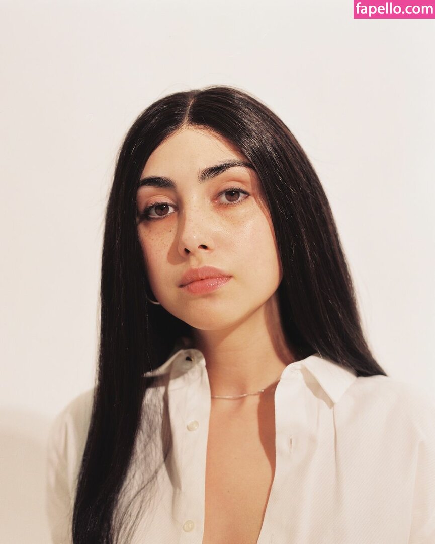 Alexa Mansour #416