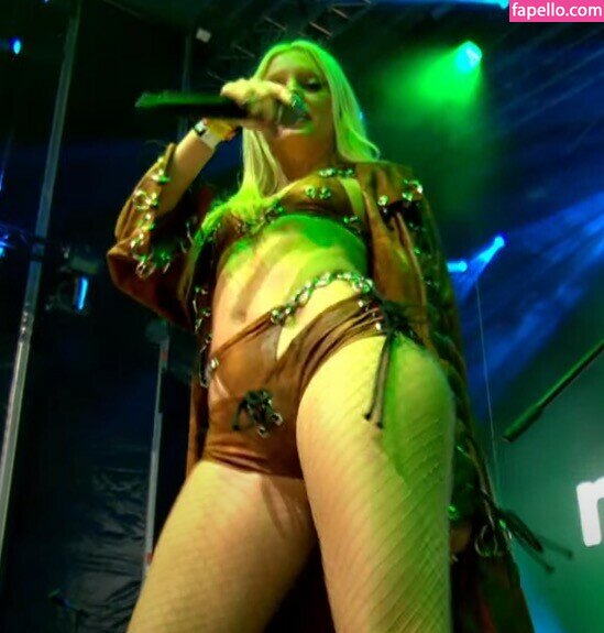 Alexandra Stan leaked nude photo #0654 (Alexandra Stan / alexandrastan / yumamii)